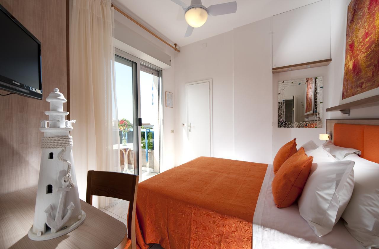 Hotel Felix 리미니 외부 사진