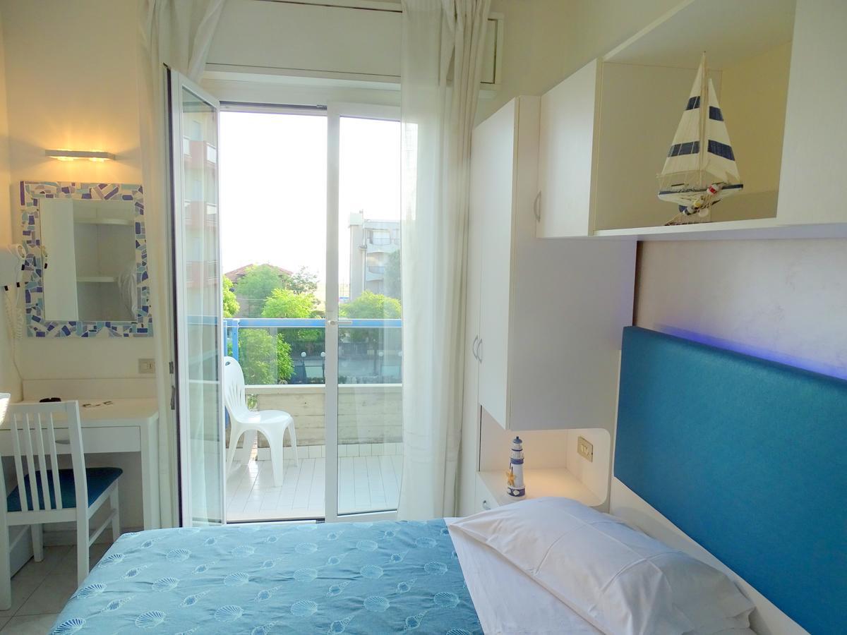Hotel Felix 리미니 외부 사진